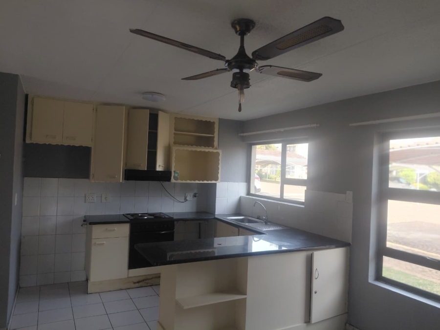 To Let 2 Bedroom Property for Rent in Vaalpark Free State